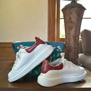 Alexander McQueen sneakers - burgundy croc